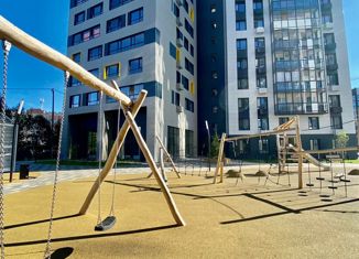 Трехкомнатная квартира на продажу, 56.1 м2, Сыктывкар, улица Жакова, 5, ЖК Бьярма