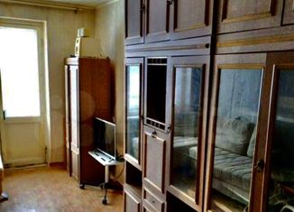 Продаю 1-ком. квартиру, 30 м2, Краснотурьинск, улица Рюмина, 10