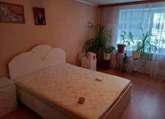 Продажа трехкомнатной квартиры, 84 м2, Уварово, 1-й микрорайон, 22