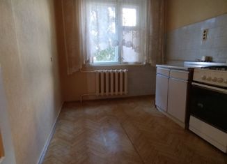 3-комнатная квартира на продажу, 63 м2, Новотроицк, Уральская улица, 24