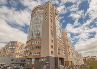 Продается трехкомнатная квартира, 120 м2, Свердловская область, улица Шейнкмана, 75