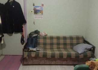 Продаю комнату, 50.1 м2, Екатеринбург, улица Стачек, 70, улица Стачек
