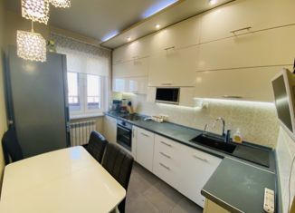 Двухкомнатная квартира на продажу, 62.8 м2, Иркутск, улица Лыткина, 9/6, ЖК Баргузин