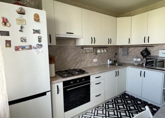 2-комнатная квартира на продажу, 52.4 м2, Волгоград, улица 8-й Воздушной Армии, 19, Дзержинский район