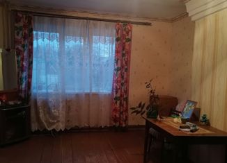 3-комнатная квартира на продажу, 52.7 м2, село Чернуха, Школьная улица, 1