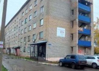 Продается комната, 50 м2, посёлок городского типа Чишмы, Трактовая улица, 17А