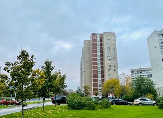 Продам двухкомнатную квартиру, 52.2 м2, Москва, улица Генерала Кузнецова, 11к1, улица Генерала Кузнецова