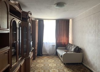 Продам двухкомнатную квартиру, 62.5 м2, Алексин, Дубравная улица, 28к1