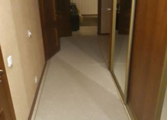 Продаю 4-комнатную квартиру, 89.9 м2, Зерноград, улица Ерёмина, 12