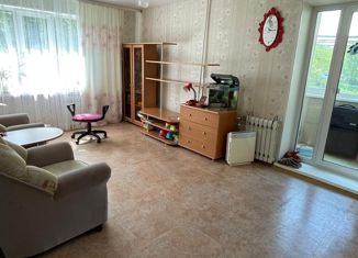 Продается 4-комнатная квартира, 69.7 м2, Приморский край, улица Академика Курчатова, 24