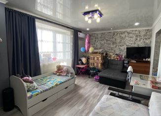 Продам 1-ком. квартиру, 35 м2, Краснодарский край, улица Гагарина, 24