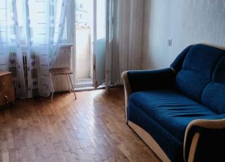Сдам в аренду двухкомнатную квартиру, 50 м2, Белгородская область, улица Шаландина, 7