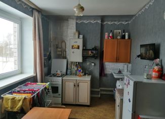 Продам 1-ком. квартиру, 33 м2, Малая Вишера, улица Заводской Домострой, 5