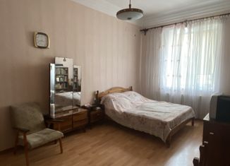 Продам 3-комнатную квартиру, 67.5 м2, Севастополь, улица Ленина, 21, Ленинский район