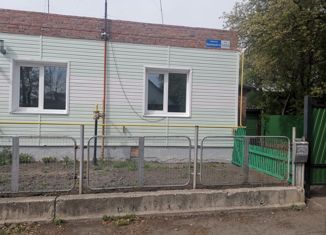 Продаю однокомнатную квартиру, 32.7 м2, рабочий посёлок Таврическое, Дорожный переулок, 1А