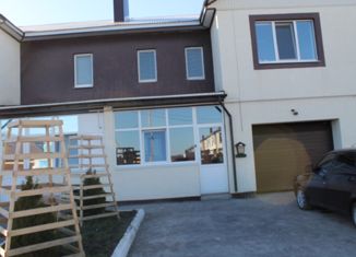 Продам таунхаус, 139.8 м2, деревня Байрак, Заливная улица, 13