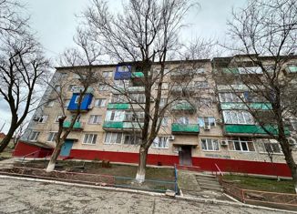 Продажа 4-ком. квартиры, 73 м2, Элиста, 4-й микрорайон, 4-й микрорайон, 40