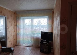 Продается двухкомнатная квартира, 43.2 м2, поселок городского типа Яя, Анжерская улица, 4