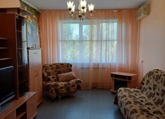 Продам 2-комнатную квартиру, 51 м2, Татарстан, проспект Сююмбике, 68