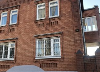 Продаю дом, 425 м2, Новочеркасск, Кавказская улица, 32
