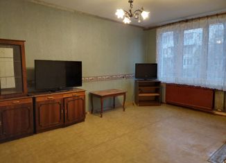 Продается трехкомнатная квартира, 42.3 м2, Санкт-Петербург, улица Костюшко, 13, улица Костюшко