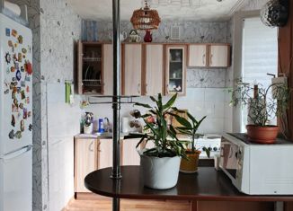 Двухкомнатная квартира на продажу, 45 м2, Лесосибирск, 5-й микрорайон, 4