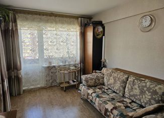 Продам однокомнатную квартиру, 30.5 м2, Иркутск, бульвар Рябикова, 37, Свердловский округ
