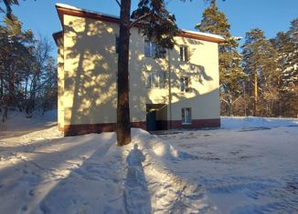 Продам трехкомнатную квартиру, 76.3 м2, Озёрск, улица Мира, 8