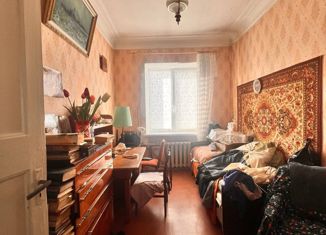 Продается трехкомнатная квартира, 68 м2, Севастополь, улица Богданова, 26