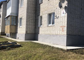 Продам 4-ком. квартиру, 87.9 м2, поселок городского типа Рябово, улица Связи, 8