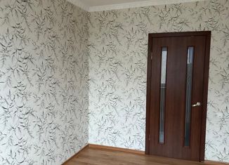 Продается 4-комнатная квартира, 61.4 м2, Керчь, улица Сморжевского, 4