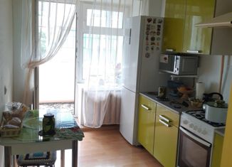 Продается 2-комнатная квартира, 50 м2, посёлок Суда, улица Сазонова, 25