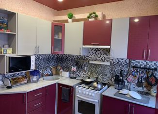 Продается 2-ком. квартира, 53 м2, Димитровград, Свирская улица, 17А