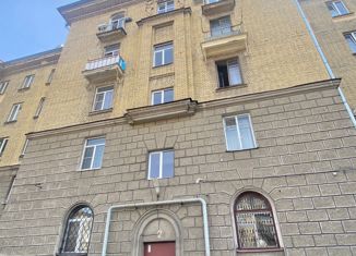 Продается комната, 332.9 м2, Санкт-Петербург, улица Васи Алексеева, 14, муниципальный округ Автово