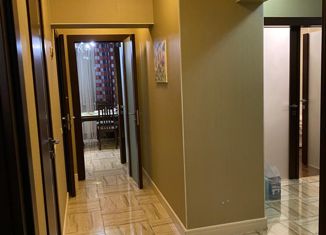 Продам 2-комнатную квартиру, 88 м2, Москва, улица Главмосстроя, 20, улица Главмосстроя