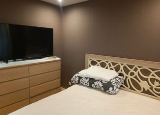 Продаю 2-ком. квартиру, 50 м2, Ломоносов, Богумиловская улица, 13к1