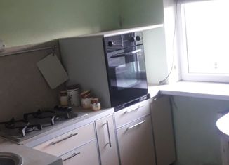 Сдача в аренду 2-комнатной квартиры, 45 м2, Астрахань, улица Бориса Алексеева, 2А, Ленинский район