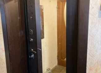 Продается 2-комнатная квартира, 40.2 м2, Ревда, улица Чехова, 36