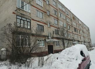 Продается 3-ком. квартира, 61 м2, Карабаново, Почтовая улица, 21