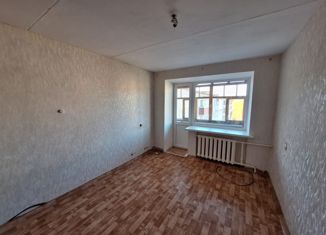 Продажа 3-ком. квартиры, 49.8 м2, Качканар, 8-й микрорайон, 34