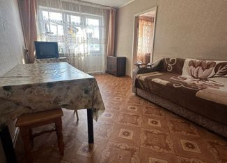 Продажа 3-комнатной квартиры, 56 м2, Псковская область, улица Розы Люксембург, 26Б