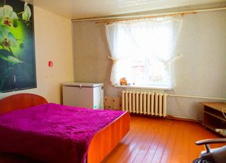 Продаю 2-ком. квартиру, 41.3 м2, Бузулук, улица Вильямса, 28