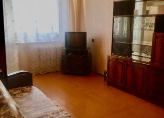 Продаю 1-ком. квартиру, 35 м2, Уфа, улица Кирова, 93