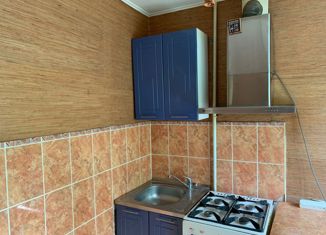 Продажа 2-комнатной квартиры, 43.8 м2, Ишимбай, улица Чкалова, 35