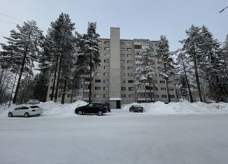 Продаю трехкомнатную квартиру, 66.4 м2, Костомукша, Карельская улица, 1