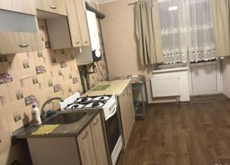 Сдам 1-ком. квартиру, 40 м2, город Светлый, Калининградская улица, 2