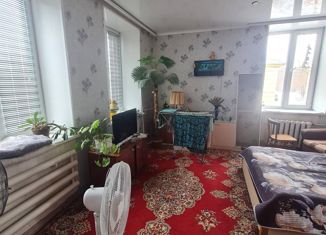 Продается двухкомнатная квартира, 62.2 м2, Копейск, улица Бажова, 11