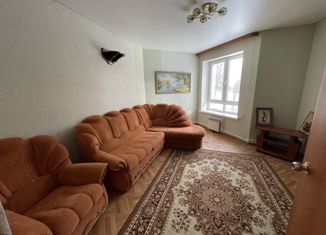 Продаю 3-комнатную квартиру, 70 м2, Людиново, улица Трудовые Резервы, 4А