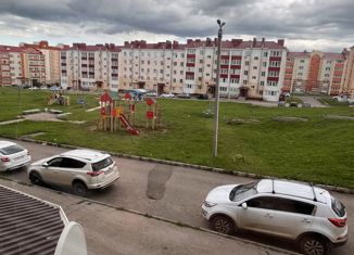 Продается двухкомнатная квартира, 72 м2, Лениногорск, улица Толстого, 8