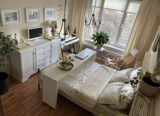 Продается однокомнатная квартира, 33 м2, Москва, улица Паперника, 4, улица Паперника
